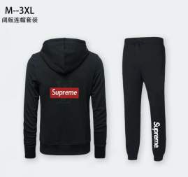 Picture of Supreme Sweater Suits _SKUSupremeM-3XL1qr0242544